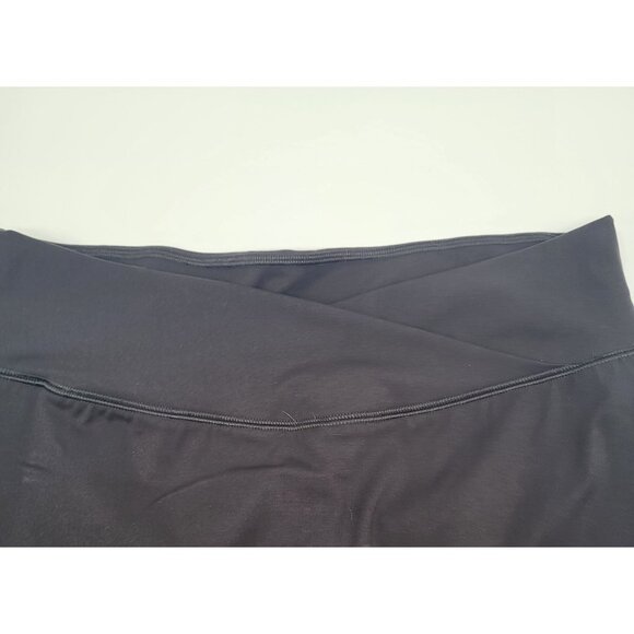 SOCIAL TOURIST Hollister Women's SZ LG Black Crossover Skort Athletic - Picture 9 of 9